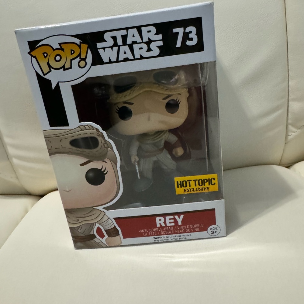 Funko Pop Star Wars Rey Figure - Brown and Gray